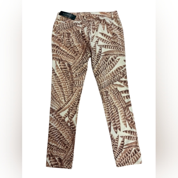 Lauren Ralph Lauren NWT Creme/Tan Feather Stretch Skinny Velvety Pants Size 10 - Picture 7 of 12